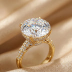 Csandiva™ The "Heiress" Flawless Moissanite Statement Ring | $15k Megawatt Brilliance, Passes Testers, Hypoallergenic (Sizes 4-15) | Last Day 90% OFF 🔥
